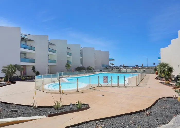 Oceanfront With Pool