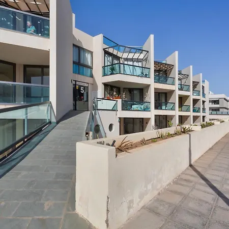 בית נופש Oceanfront With Pool *