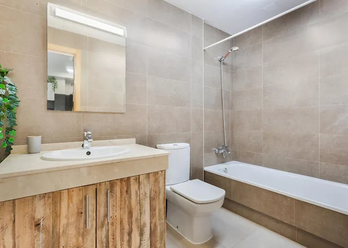 Oceanfront With Pool بيت للعطل Cotillo