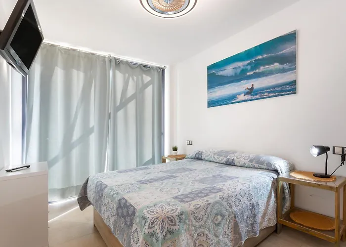 Vakantiehuis Oceanfront With Pool