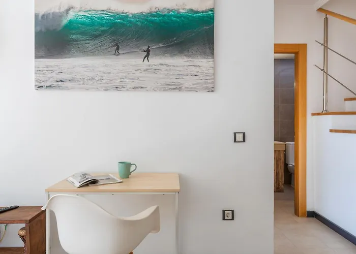 Oceanfront With Pool Semesterbostad *